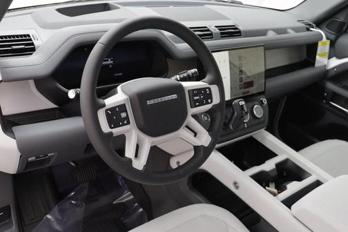 2026 Land Rover Defender P400 X-Dynamic SE