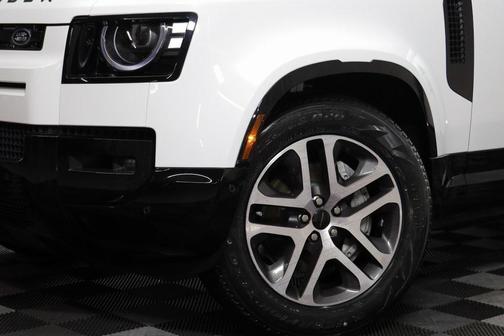 2026 Land Rover Defender P400 X-Dynamic SE