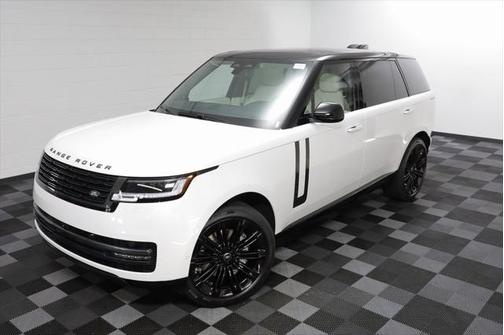 2025 Land Rover Range Rover SE