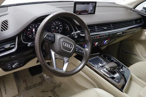 2019 Audi Q7 55 Premium Plus