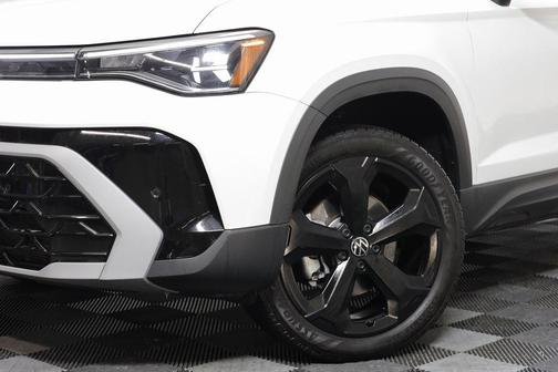 2025 Volkswagen Taos 1.5T SEL