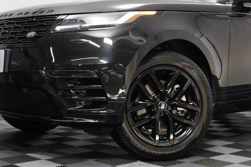 2025 Land Rover Range Rover Velar P250 SE R-Dynamic