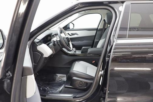 2025 Land Rover Range Rover Velar P250 SE R-Dynamic