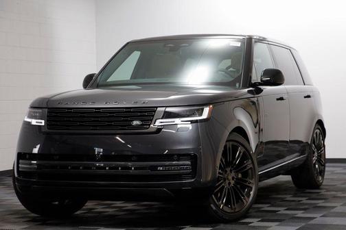2026 Land Rover Range Rover P530 SE 7 Seat