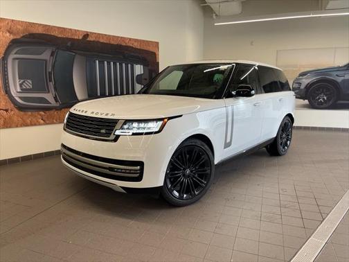 2024 Land Rover Range Rover P400 SE