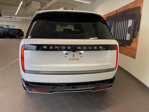 2024 Land Rover Range Rover P400 SE