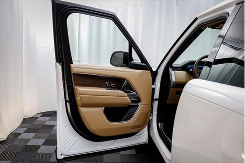 2024 Land Rover Range Rover P400 SE