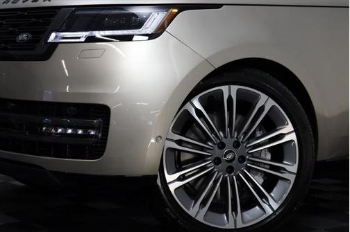2025 Land Rover Range Rover P530 SE