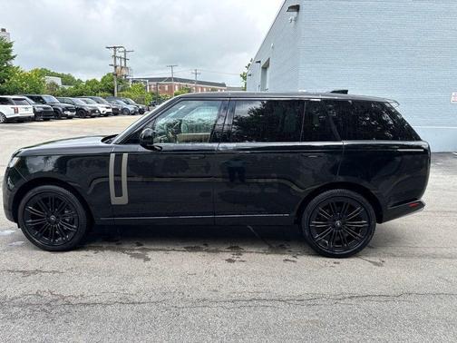 Black 2024 Land Rover Range Rover P400 SE