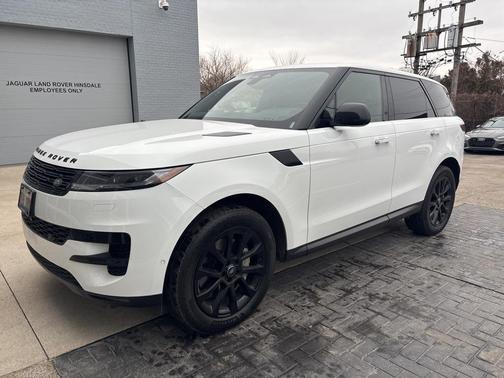2024 Land Rover Range Rover Sport SE