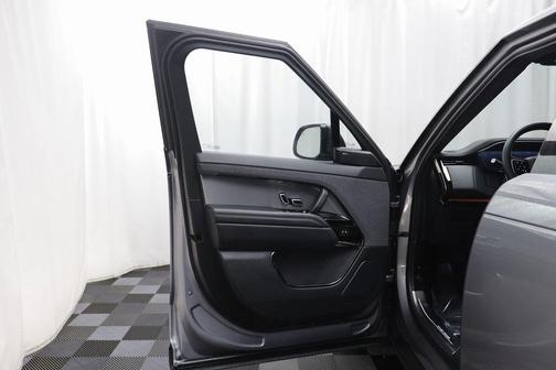 2025 Land Rover Range Rover Sport P360 S