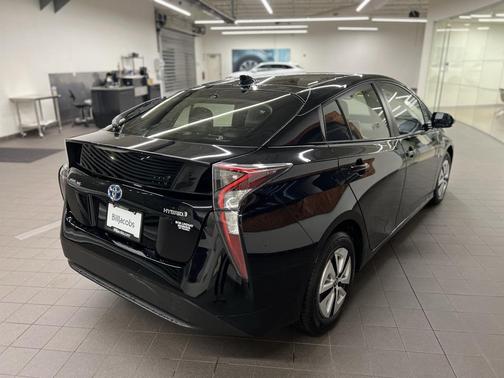 2016 Toyota Prius Four
