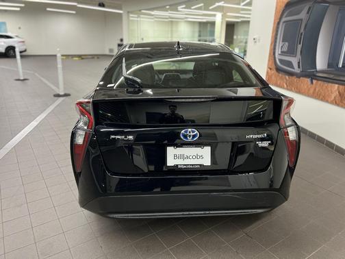 2016 Toyota Prius Four