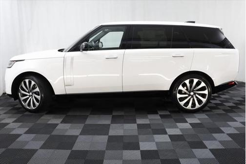 2025 Land Rover Range Rover P530 Autobiography 7 Seat