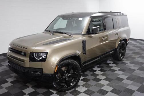 2025 Land Rover Defender 130 P400 X-Dynamic SE