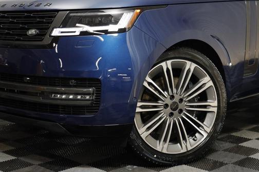 2026 Land Rover Range Rover Autobiography