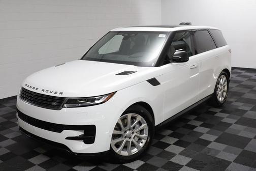 2025 Land Rover Range Rover Sport SE