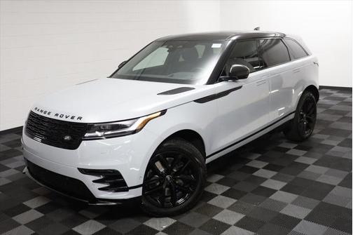 2026 Land Rover Range Rover Velar Dynamic SE
