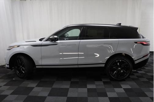 2026 Land Rover Range Rover Velar Dynamic SE