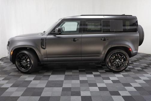 2025 Land Rover Defender 110 P400 S