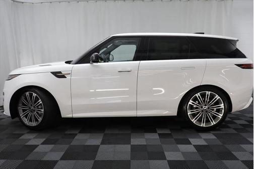 2025 Land Rover Range Rover Sport Dynamic