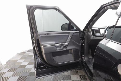 2024 Rivian R1S Adventure Quad Motor Large Pack