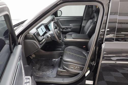 2024 Rivian R1S Adventure Quad Motor Large Pack