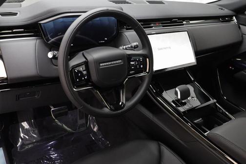 2026 Land Rover Range Rover Sport SE