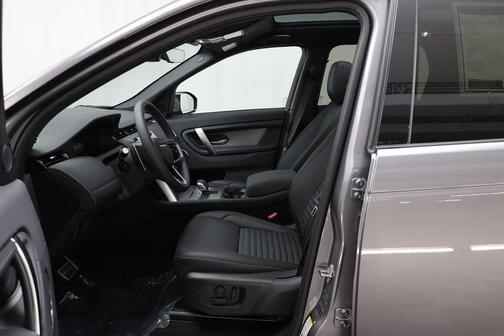2025 Land Rover Discovery Sport Dynamic SE