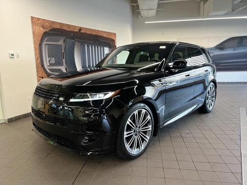 2025 Land Rover Range Rover Sport SE