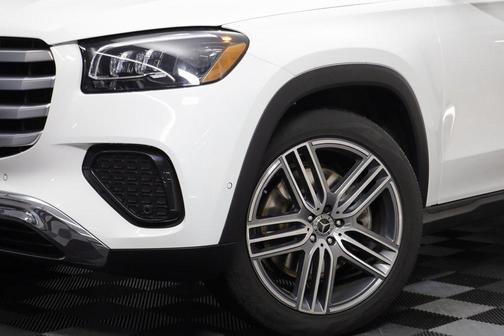 2024 Mercedes-Benz GLS 450 4MATIC