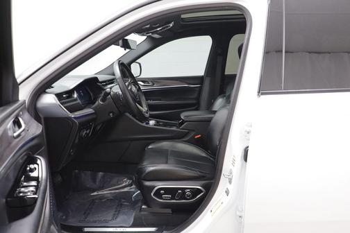 2023 Jeep Grand Cherokee 4xe Overland