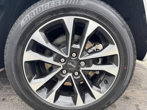 2023 Jeep Grand Cherokee 4xe Overland