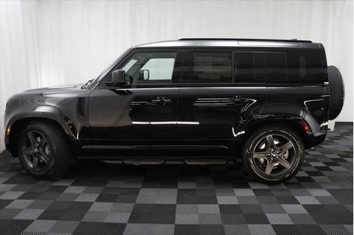 2025 Land Rover Defender 110 P400 X-Dynamic SE