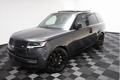 2025 Land Rover Range Rover P530 SE