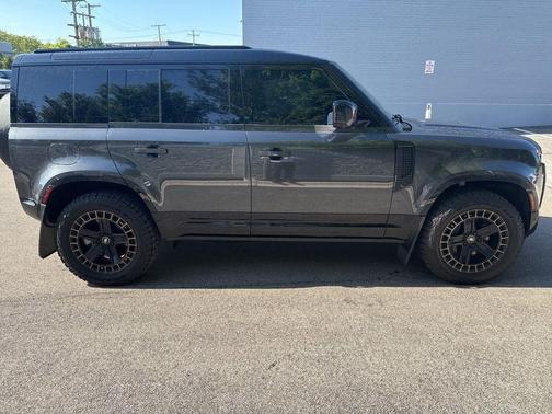 Carpathian Grey Premium Metallic 2025 Land Rover Defender 110 P400 X-Dynamic SE