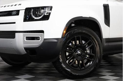 2025 Land Rover Defender S