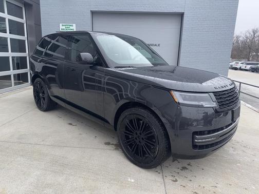 2025 Land Rover Range Rover P530 SE