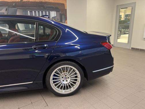 2022 BMW ALPINA B7 xDrive