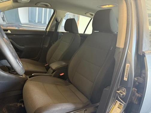 2012 Volkswagen Jetta SportWagen S
