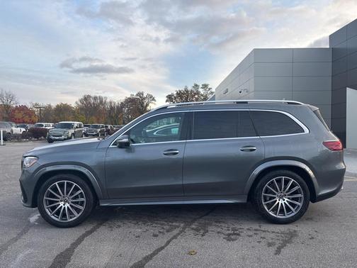 2025 Mercedes-Benz GLS 450 4MATIC