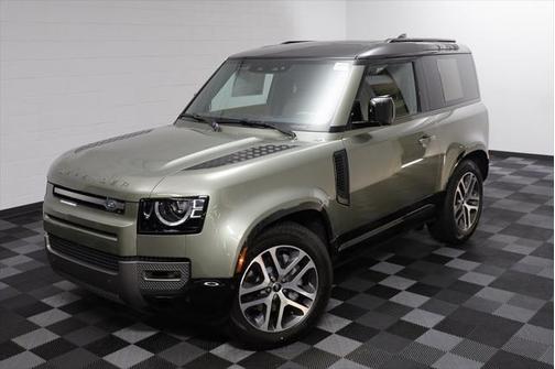 2025 Land Rover Defender X-Dynamic SE
