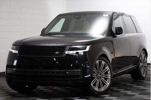 2025 Land Rover Range Rover P530 SE