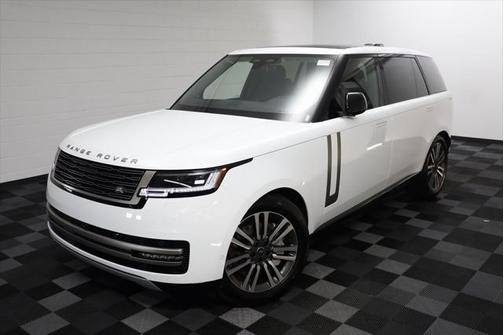 2025 Land Rover Range Rover P530 SE 7 Seat