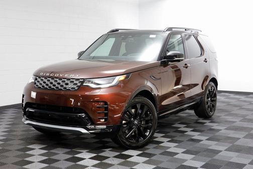 2026 Land Rover Discovery Tempest Edition