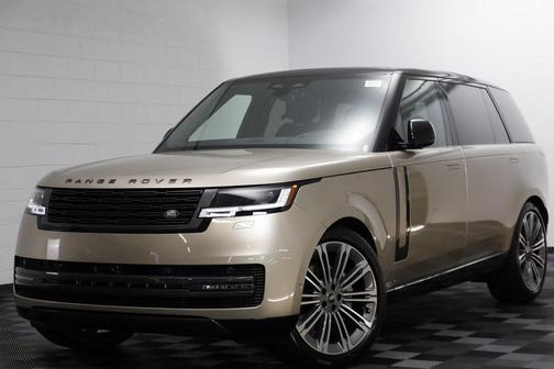 2025 Land Rover Range Rover SE