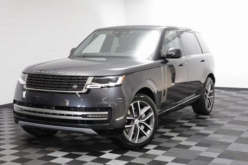 2025 Land Rover Range Rover SE