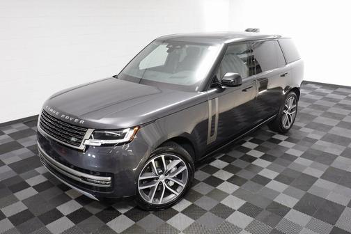 2025 Land Rover Range Rover SE