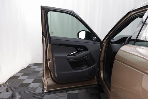 2026 Land Rover Range Rover Evoque Dynamic