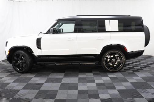 2025 Land Rover Defender 130 P400 X-Dynamic SE